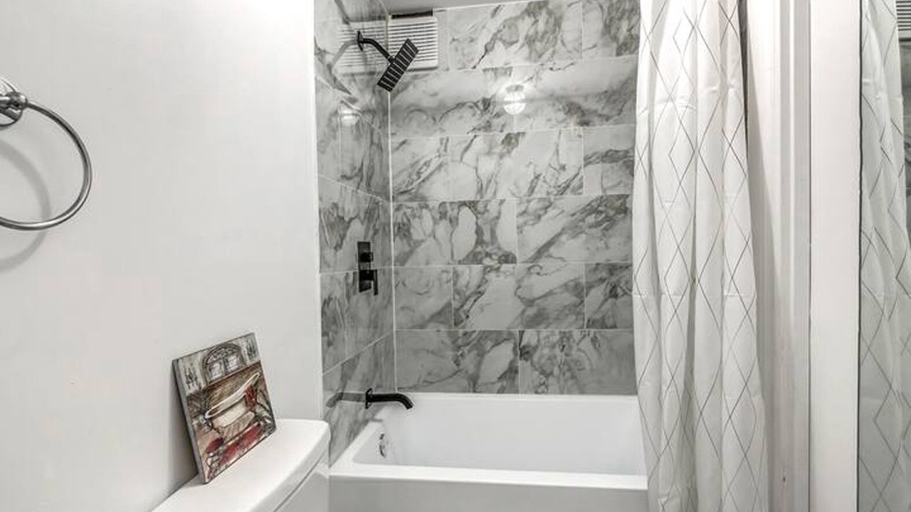 Photo of Bathroom in Ville-Marie