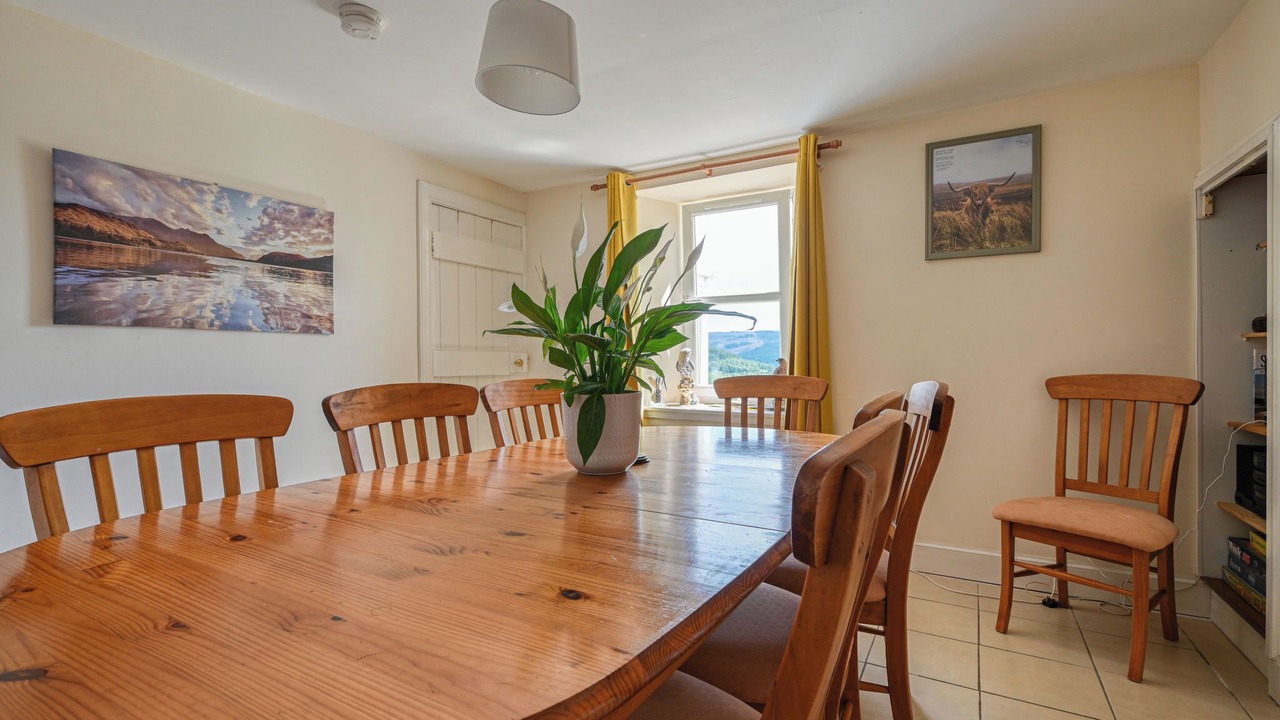 Photo of Bedroom in Balnain