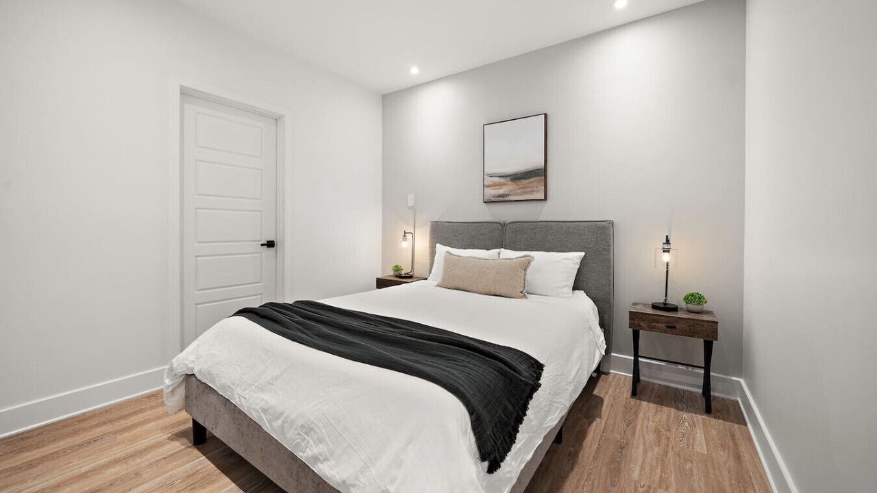 Photo of Bedroom in Old Montreal
