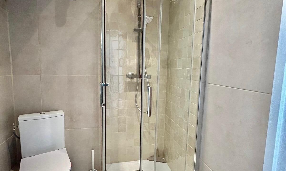 Photo of Bathroom in Opera