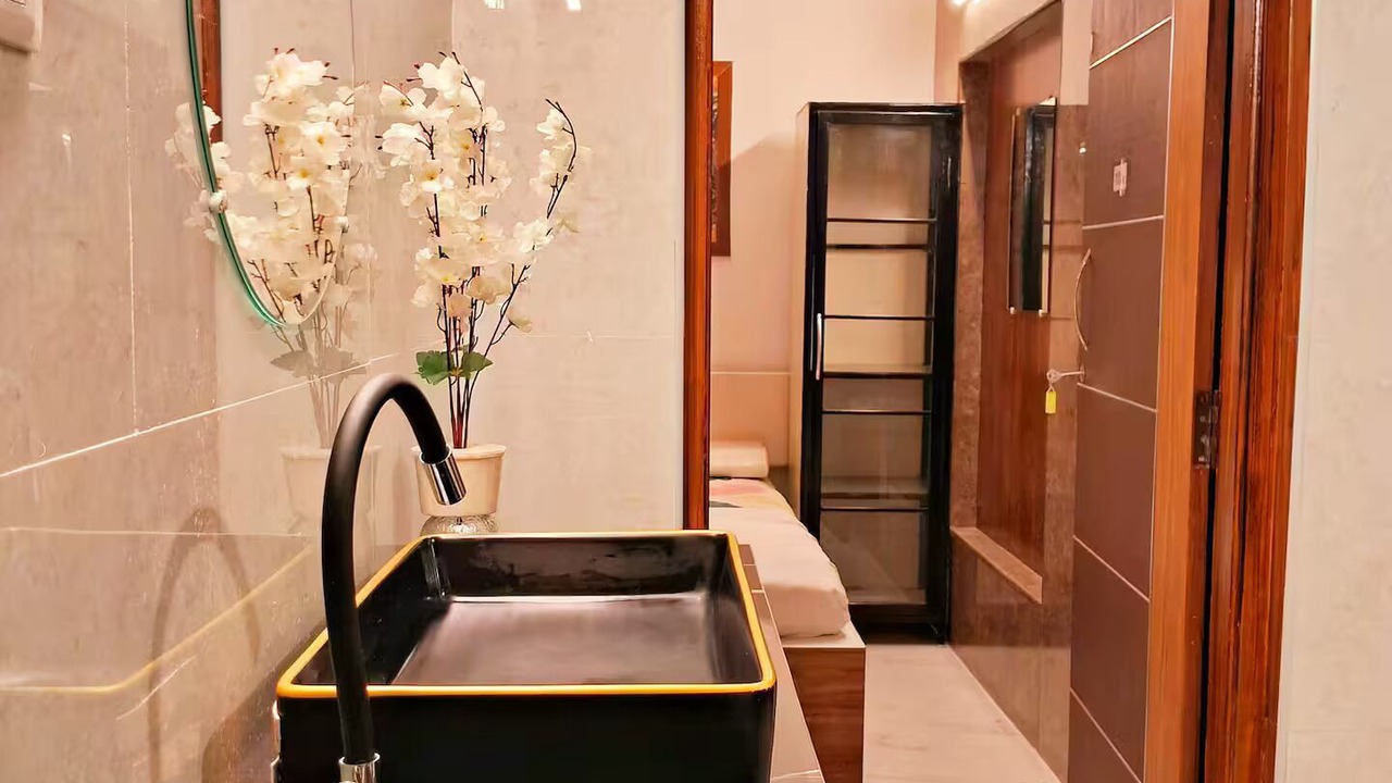 Photo of Bathroom in Suchindram