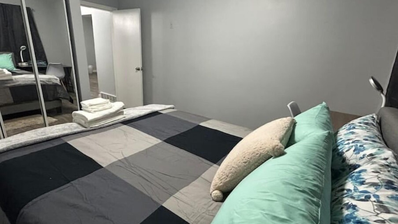 Photo of Bedroom in Highland Park