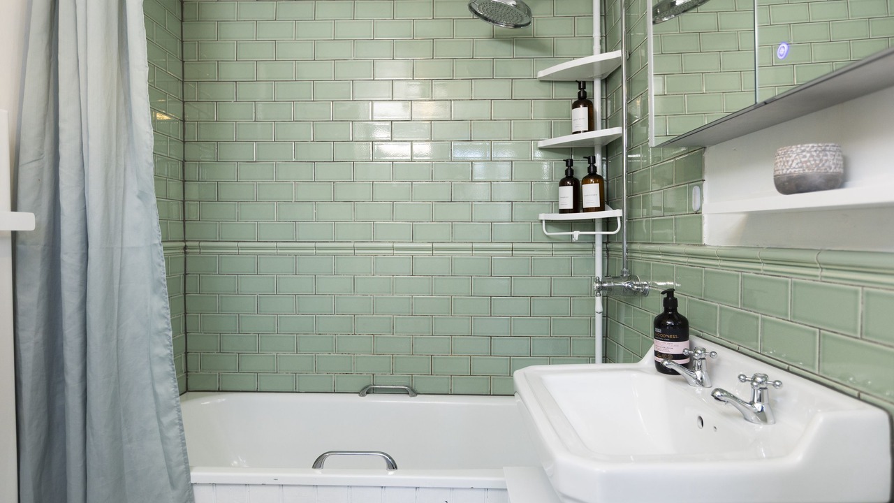 Photo of Bathroom in Broadwell