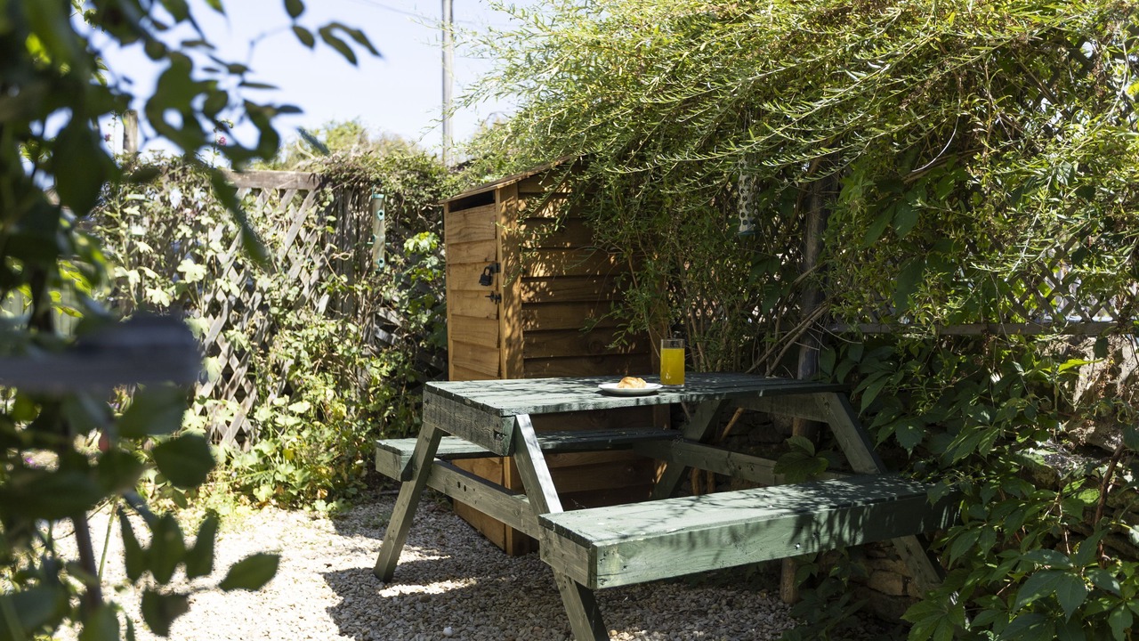 Photo of Outdoor in Broadwell