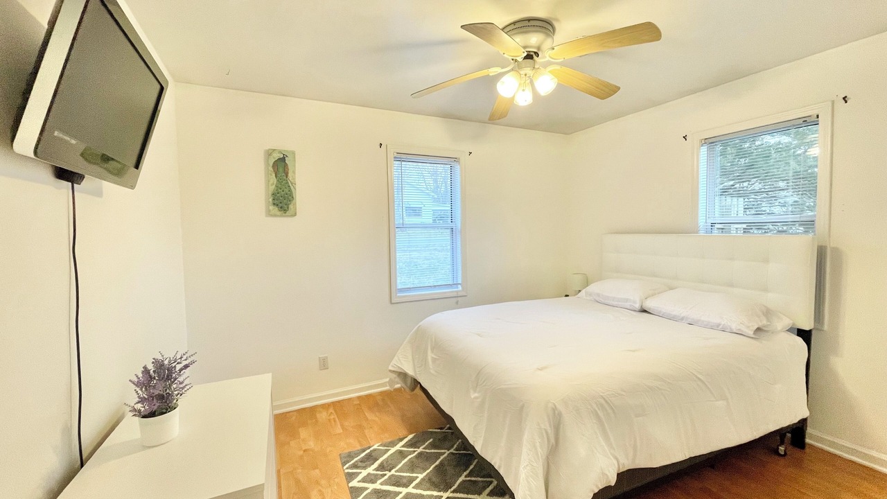 Photo of Bedroom in Cambria