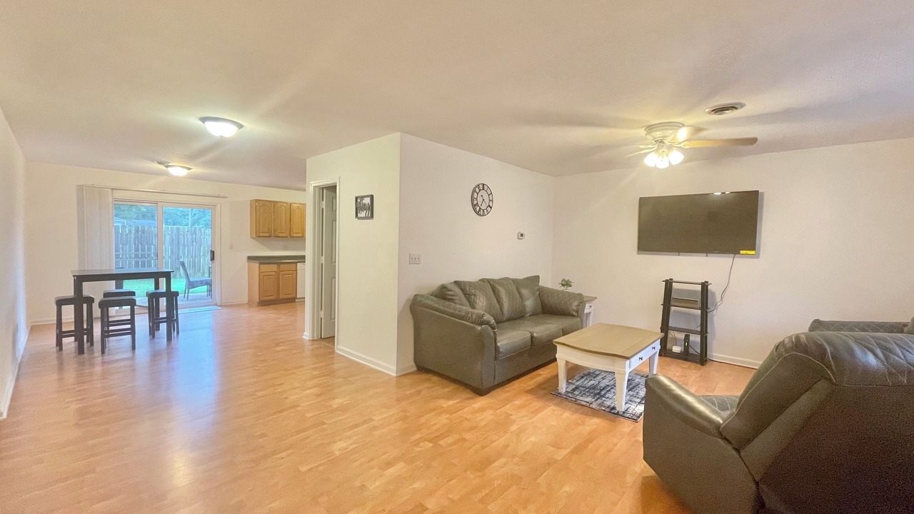 Photo of Livingroom in Cambria