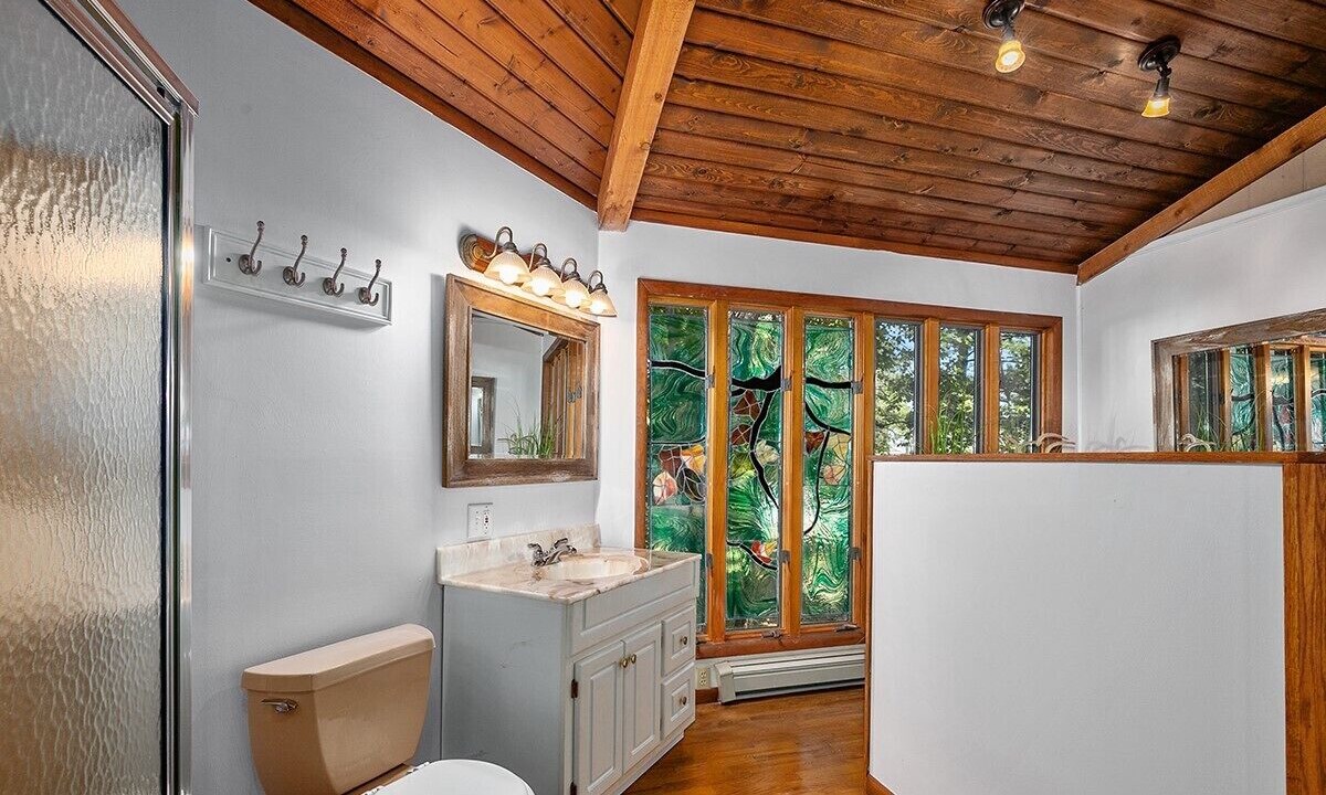 Photo of Bathroom in Silver Lake