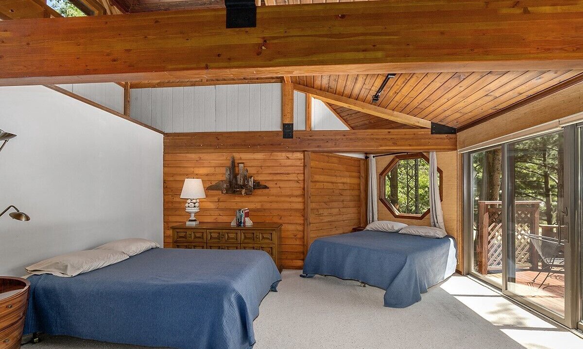 Photo of Bedroom in Silver Lake