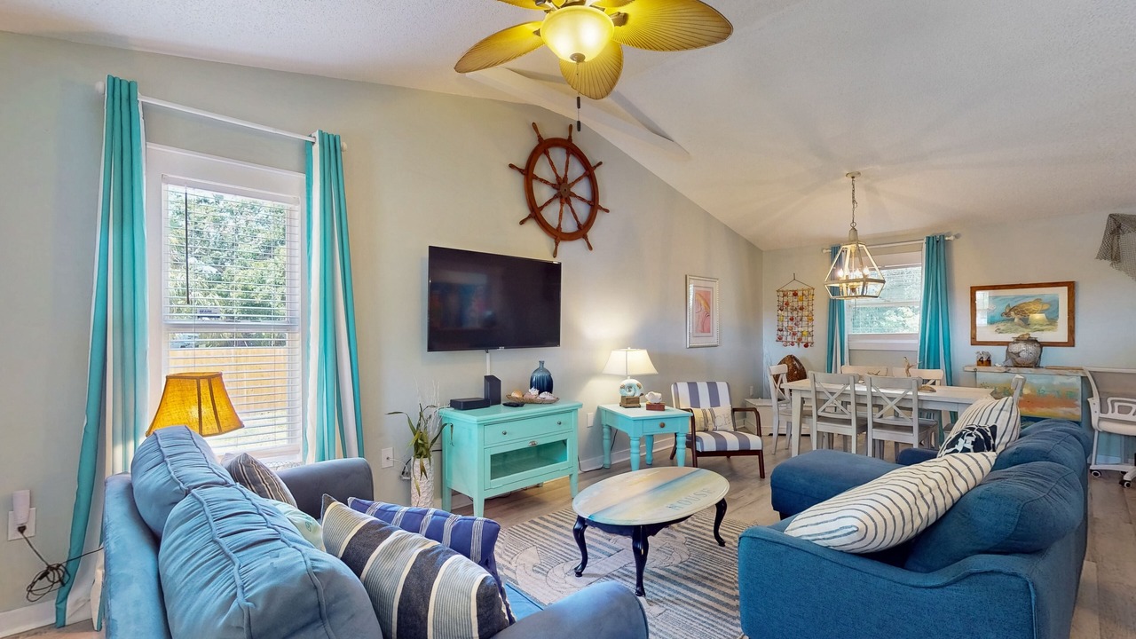 Photo of Livingroom in Bayou Oaks