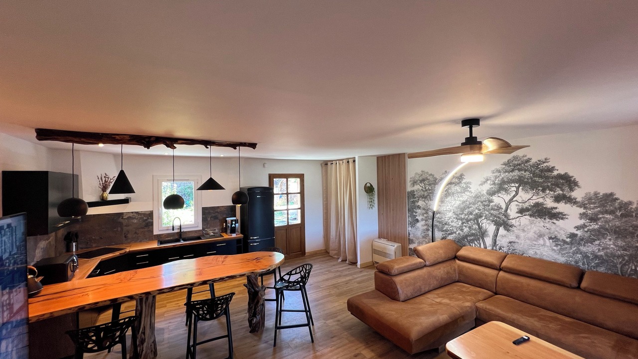 Photo of Livingroom in Payzac