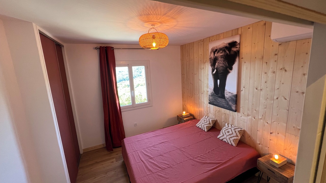 Photo of Bedroom in Payzac