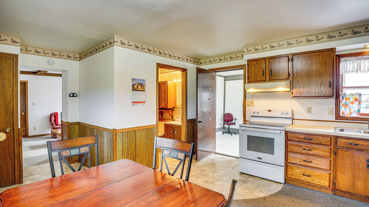 Photo of Kitchen in Manitowoc