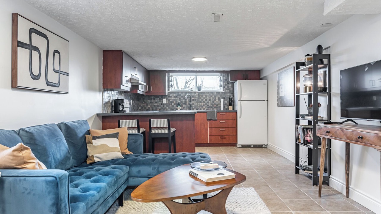 Photo of Livingroom in Lakeview