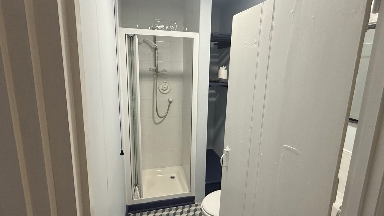 Photo of Bathroom in Pooley Bridge