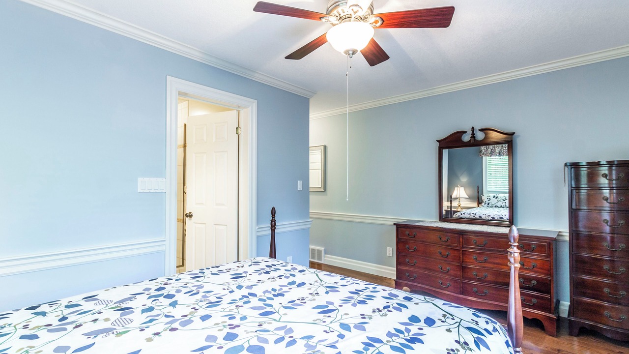Photo of Bedroom in Port Rowan