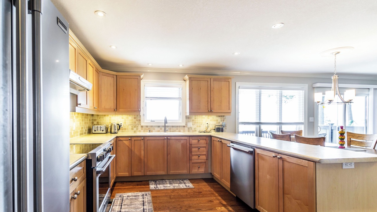 Photo of Kitchen in Port Rowan