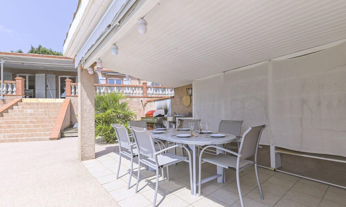 Photo of Outdoor in Azas