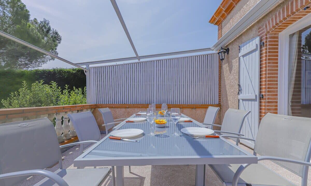 Photo of Outdoor in Azas