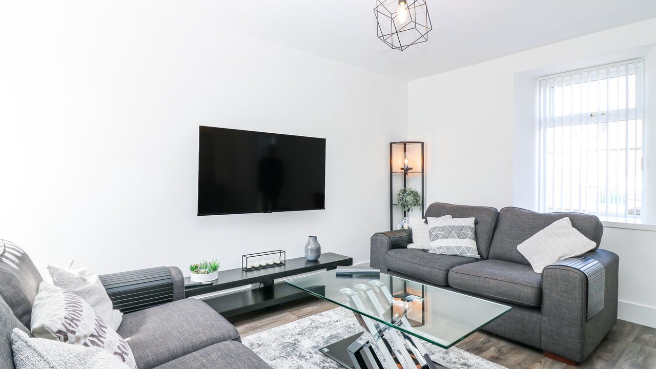 Photo of Livingroom in St Combs