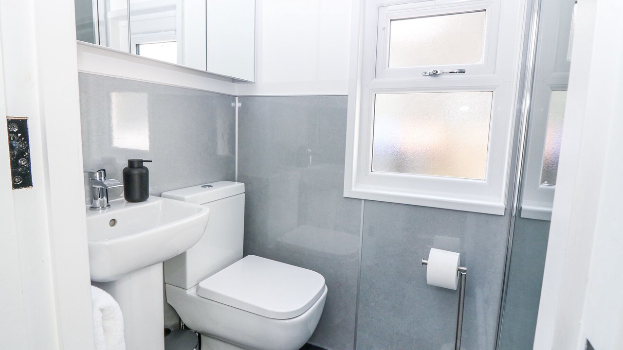 Photo of Bathroom in St Combs