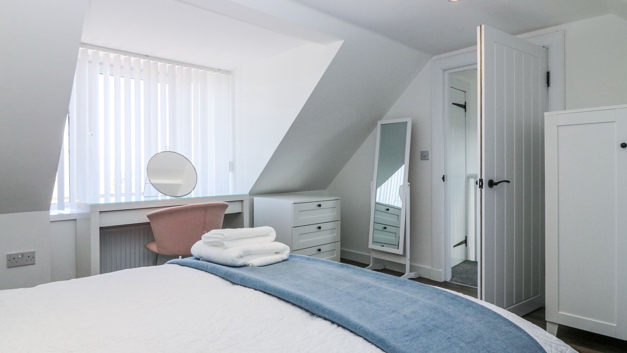 Photo of Bedroom in St Combs
