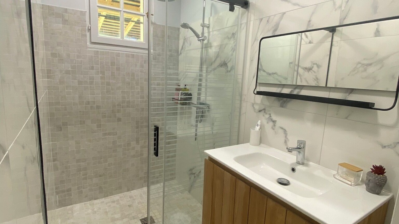 Photo of Bathroom in Azay-sur-Cher