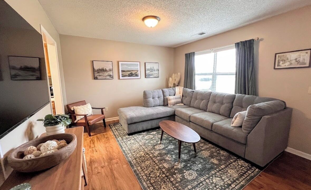 Photo of Livingroom in Murray