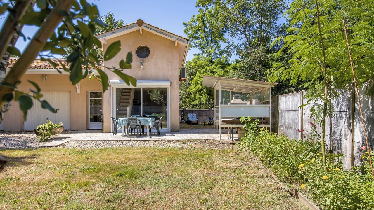 Photo of Outdoor in Queyrac