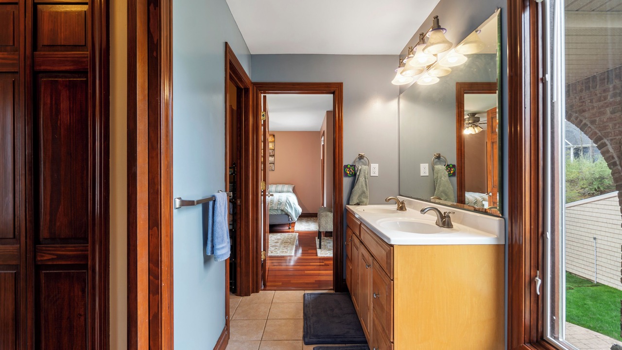 Photo of Bedroom in Drayton Plains