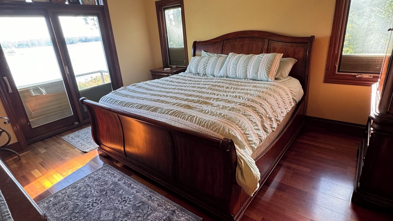 Photo of Bedroom in Drayton Plains