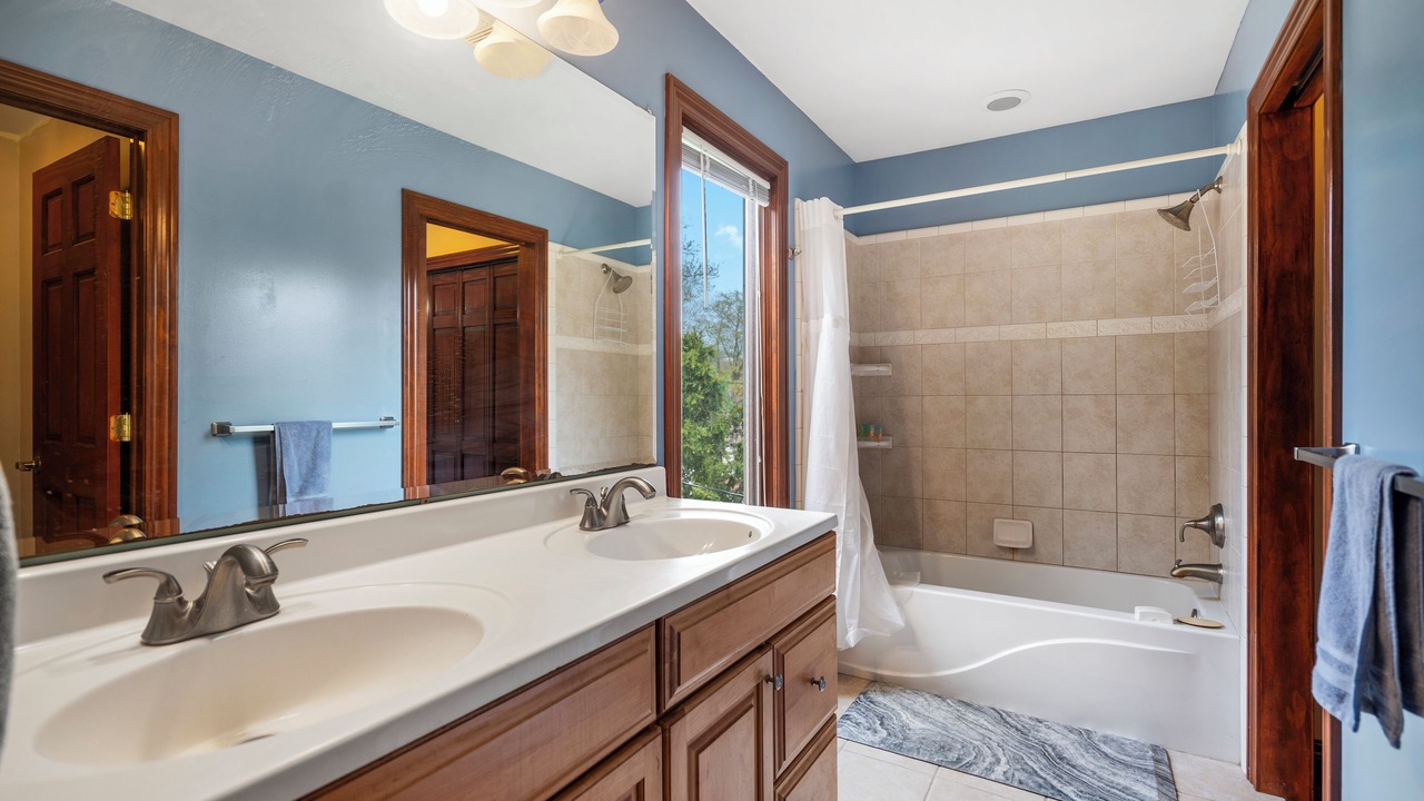 Photo of Bathroom in Drayton Plains