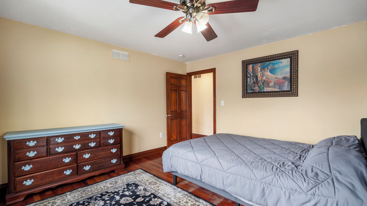 Photo of Bedroom in Drayton Plains