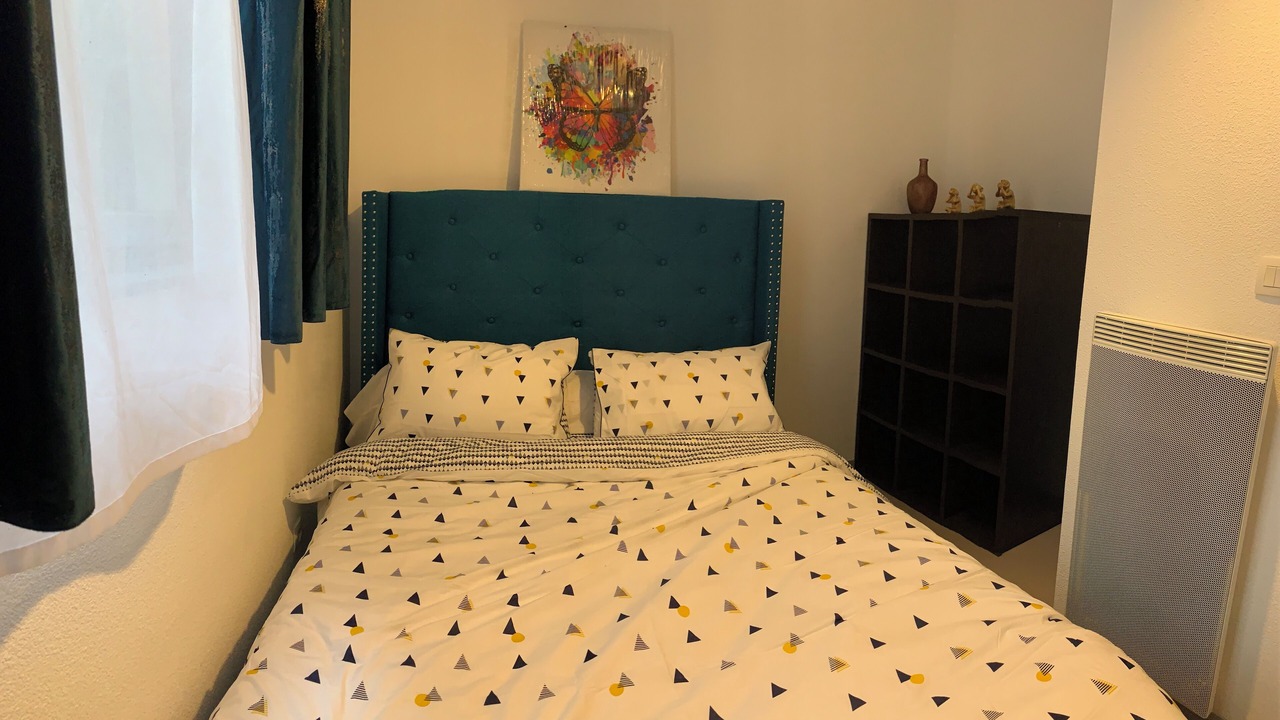 Photo of Bedroom in Jules Ferry - Recamier
