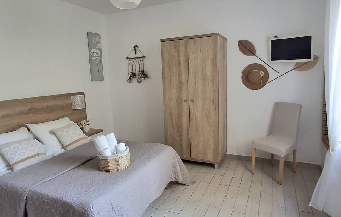 Photo of Bedroom in Port-Saint-Louis-du-Rhone