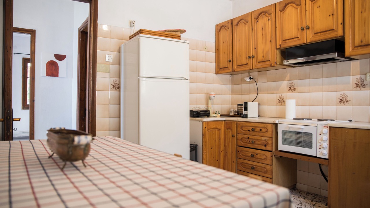 Photo of Kitchen in Mouresi
