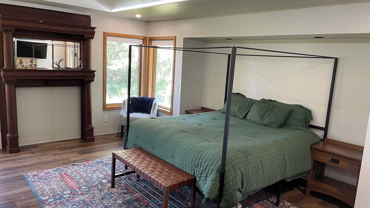 Photo of Bedroom in Frenchtown