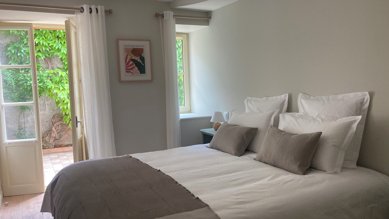 Photo of Bedroom in Savigny-les-Beaune