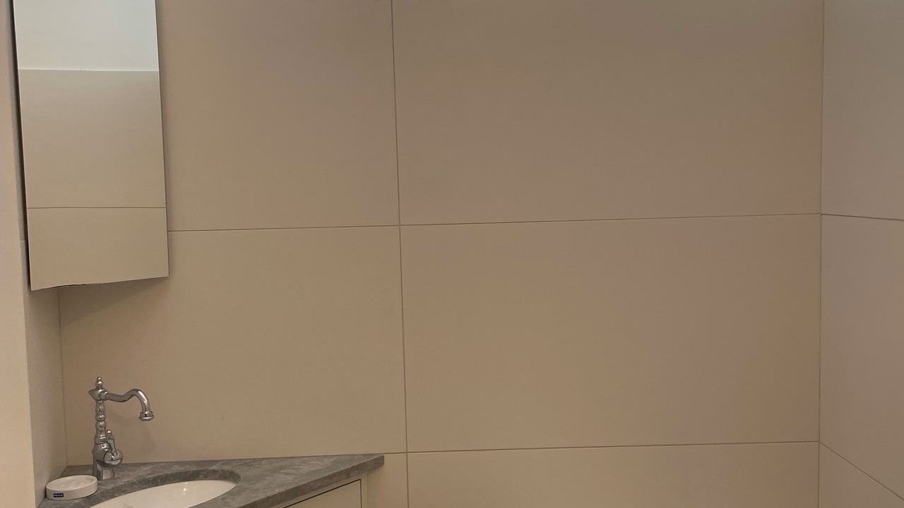 Photo of Bathroom in Combat
