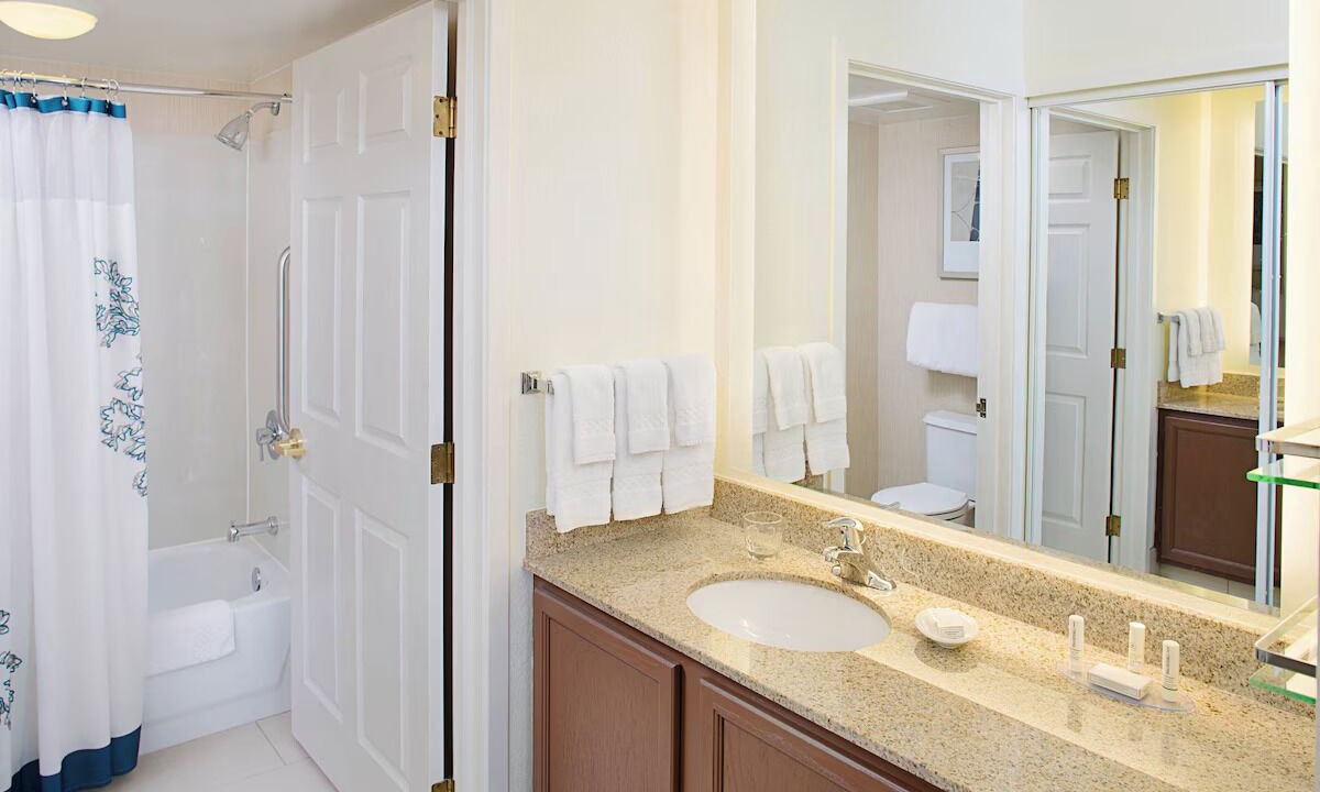 Photo of Bathroom in Livonia