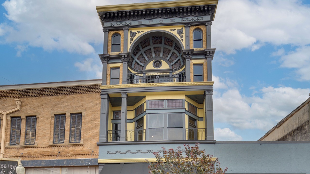 Photo of Outdoor in Marshall