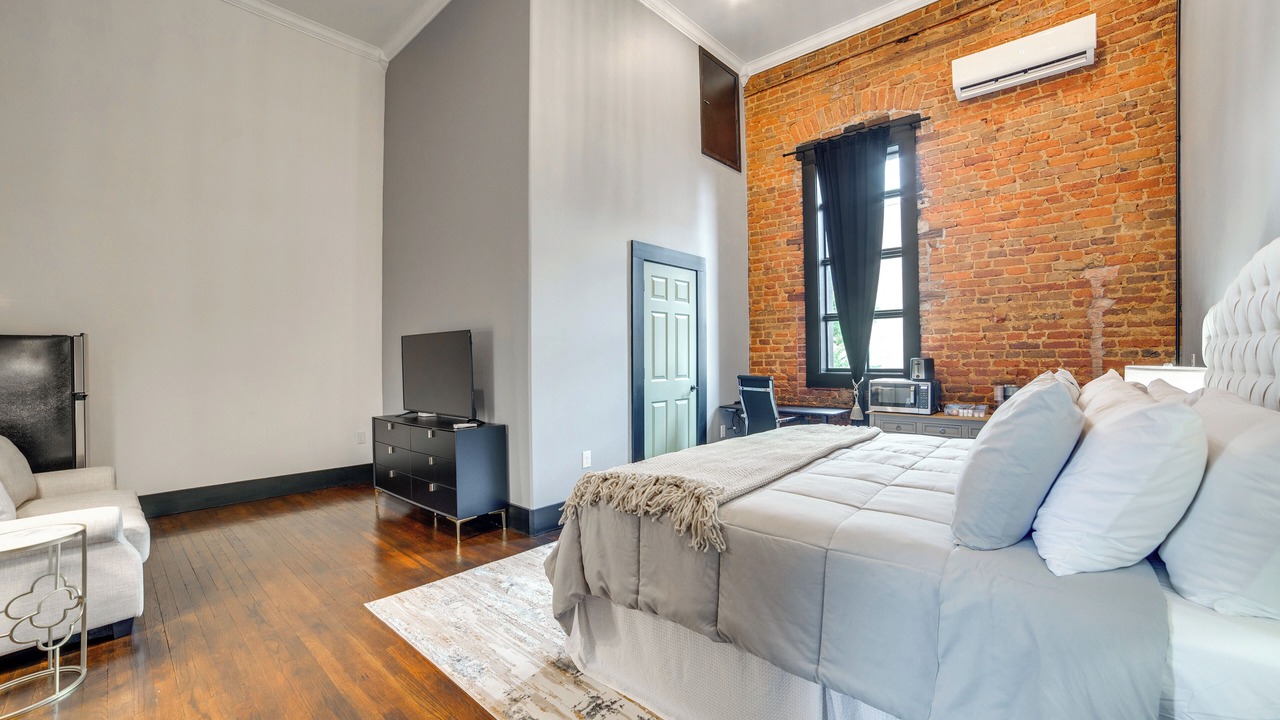 Photo of Bedroom in Marshall