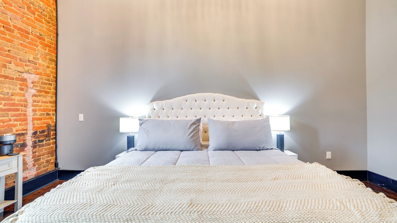 Photo of Bedroom in Marshall