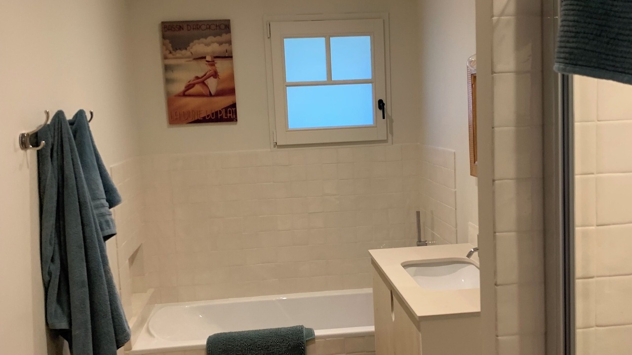 Photo of Bathroom in Piraillan