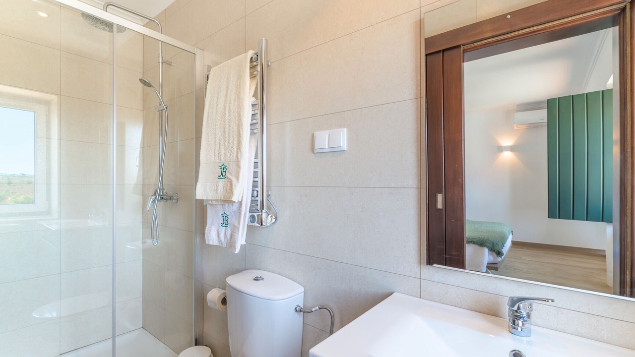 Photo of Bathroom in Odemira
