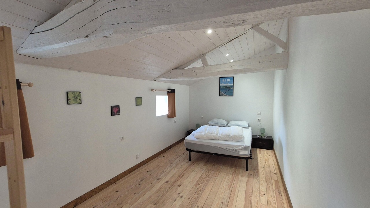 Photo of Bedroom in Le Poire-sur-Vie