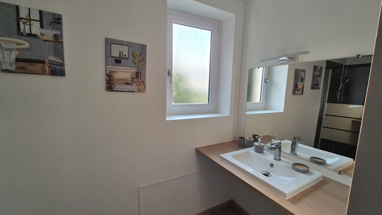 Photo of Bathroom in Le Poire-sur-Vie