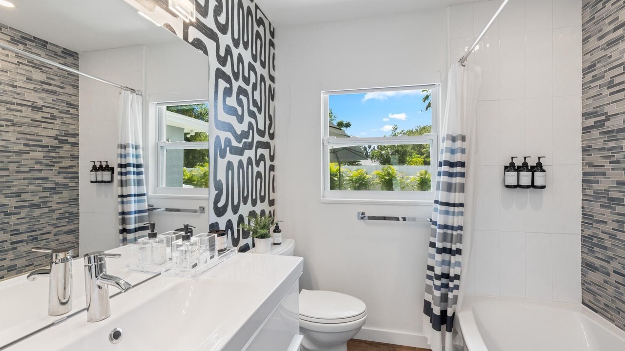 Photo of Bathroom in Arlington Park