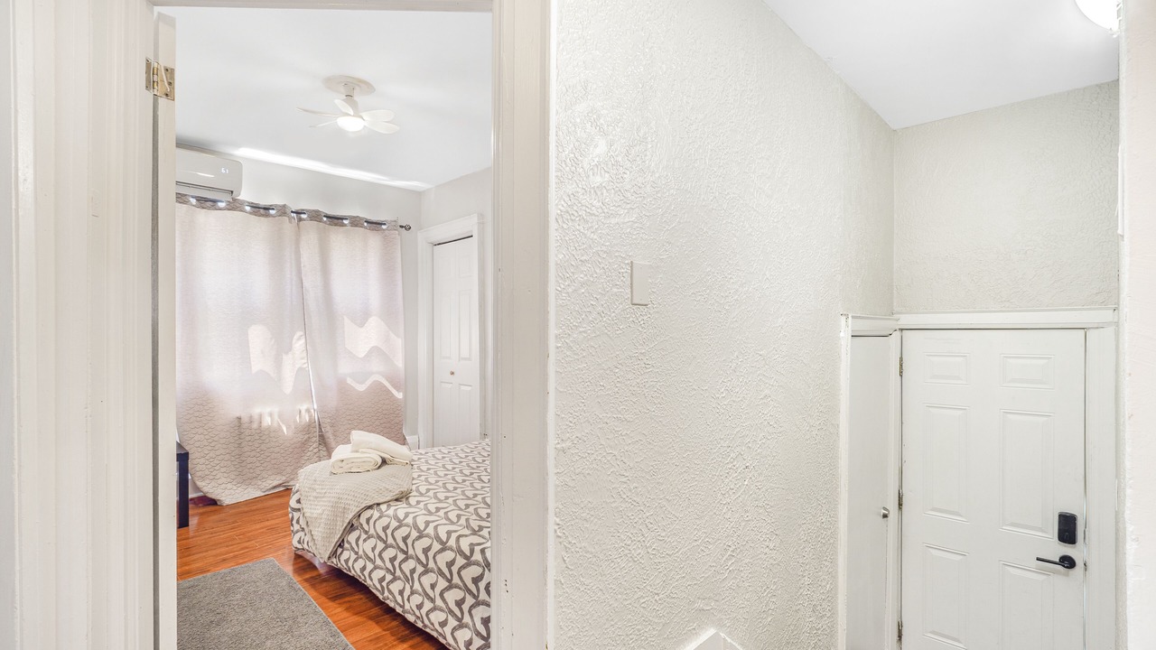 Photo of Bedroom in Thorold