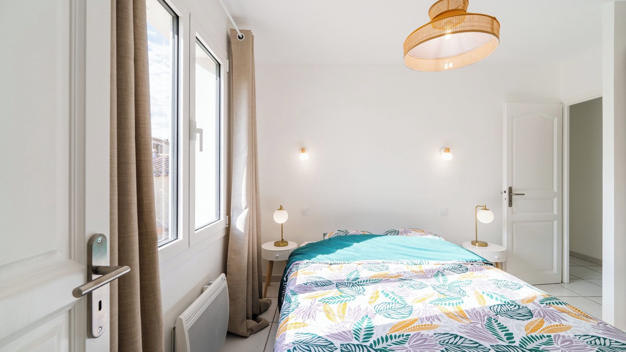 Photo of Bedroom in Caumont-sur-Durance