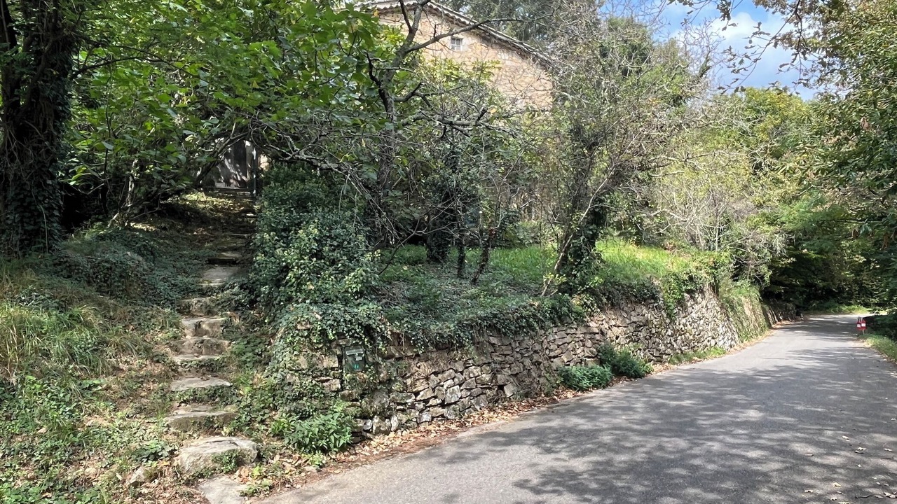 Photo of Outdoor in Vesseaux